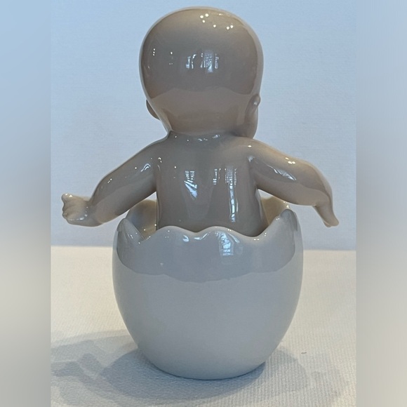 Lladro Nao “Where Do Babies Come From”? Egg - Picture 4 of 7